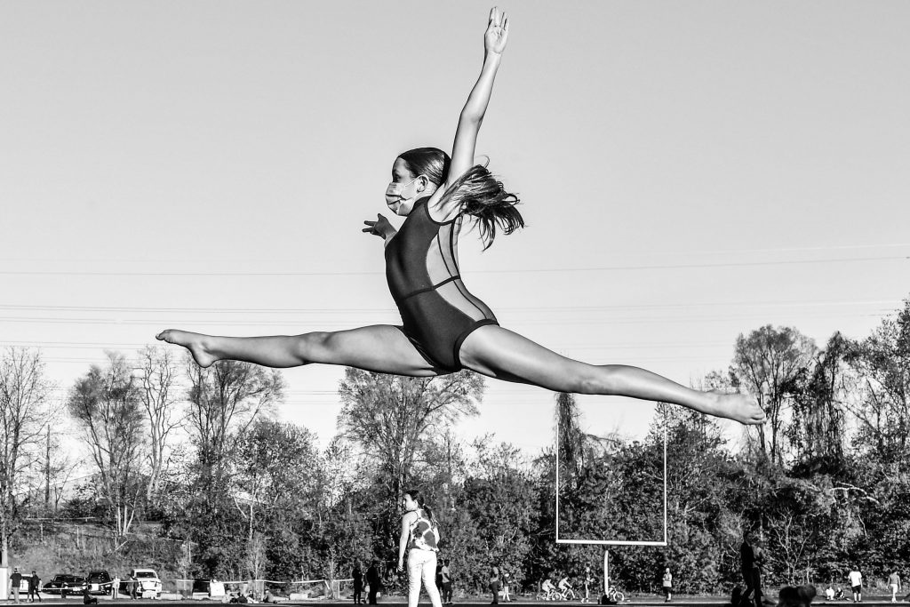 Luso–Life - Canada COVID Portrait - gymnastics in Toronto park by George Pimentel